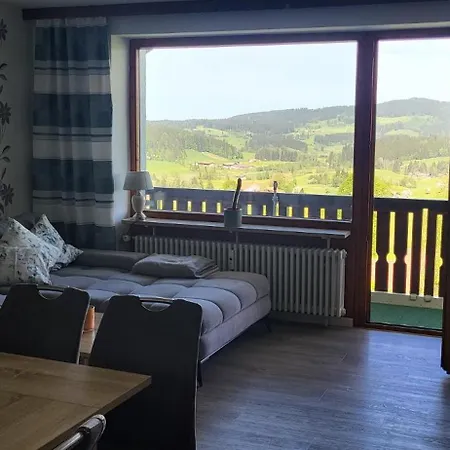 Alpennest Mit Pool Und Sauna, Direkt Am Skihang Appartamento *